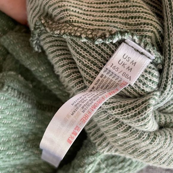 Urban Outfitters Green Cropped drop shoulder knit long sleeve turtleneck size M - Picture 5 of 5